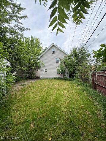 13010 Parkhill Avenue Cleveland OH 44120