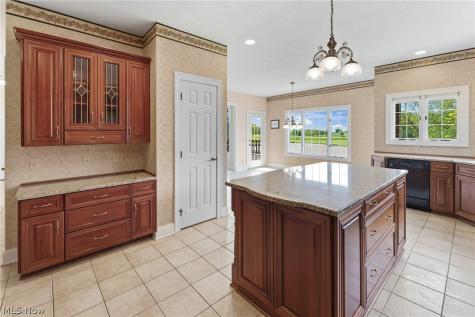 2595 Augusta Drive SE Massillon OH 44646