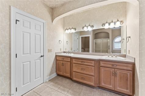 2595 Augusta Drive SE Massillon OH 44646