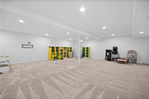 2240 Sunrise Oval Medina OH 44256