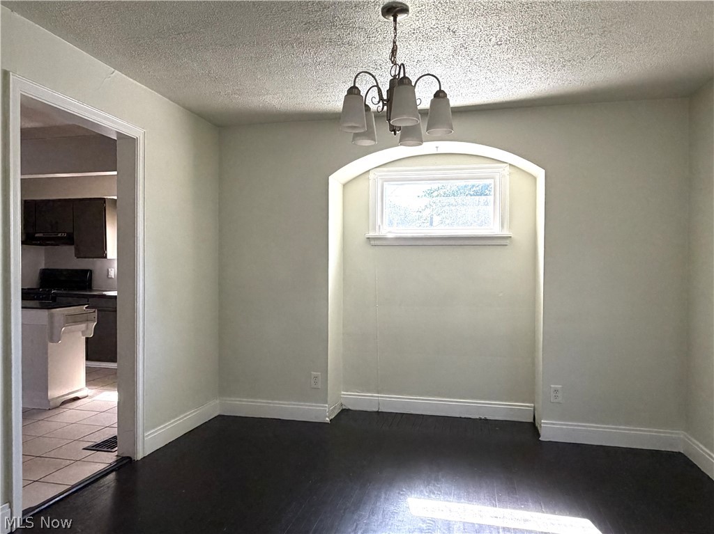 314 Adelaide Avenue SE Warren OH 44483