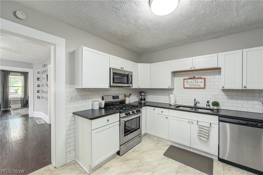 1347 W 83rd Street Cleveland OH 44102