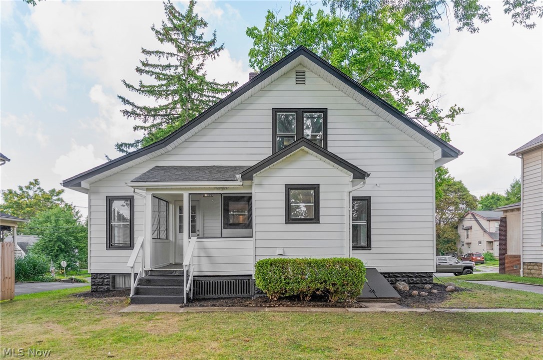 45 Summit Avenue Niles OH 44446