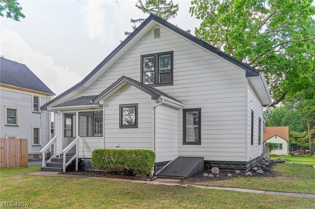 45 Summit Avenue Niles OH 44446