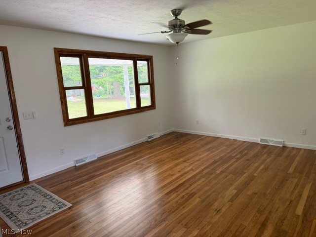 5326 Pioneer Trail Mantua OH 44255
