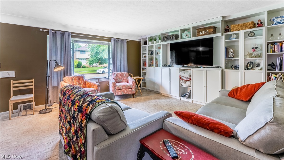 6572 Beverly Drive Parma Heights OH 44130