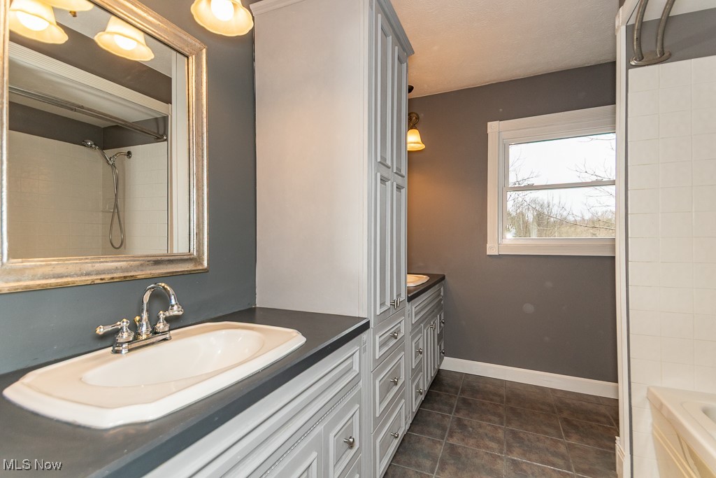 9025 Mulberry Road Chesterland OH 44026