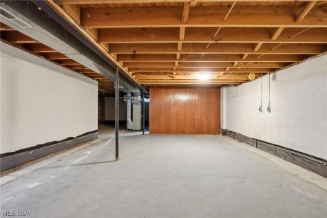 6294 Cheryl Place Painesville OH 44077