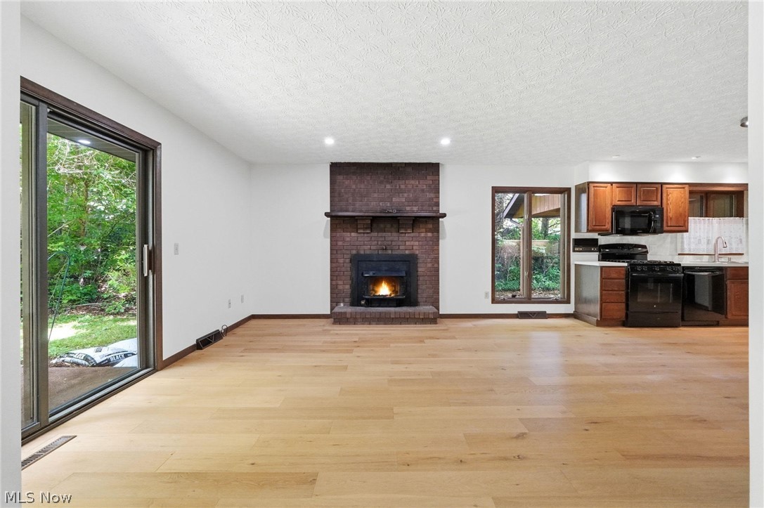 6294 Cheryl Place Painesville OH 44077