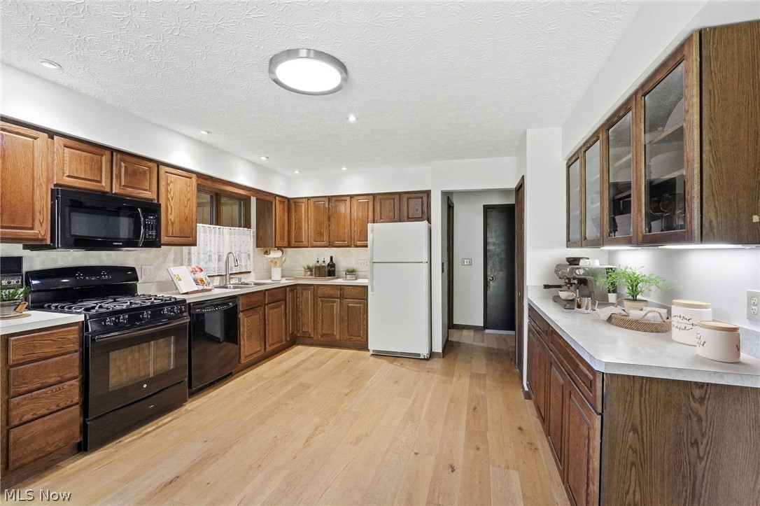 6294 Cheryl Place Painesville OH 44077