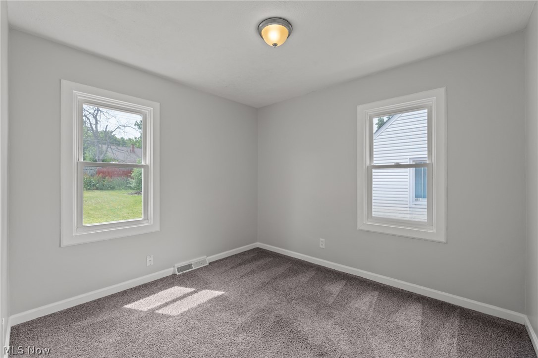 2376 Harding Road Cuyahoga Falls OH 44223