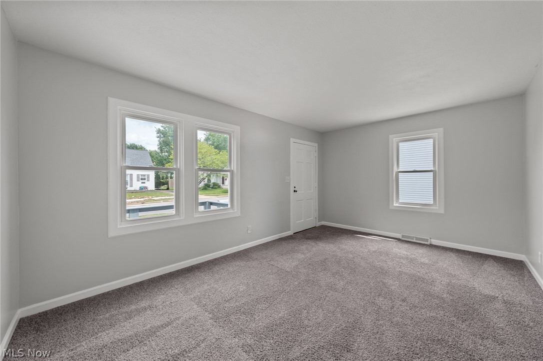2376 Harding Road Cuyahoga Falls OH 44223
