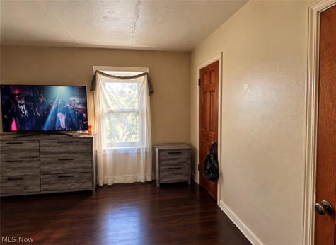 4000 E 155th Street Cleveland OH 44128
