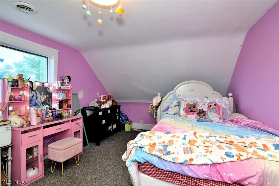 1031 E Wallings Road Broadview Heights OH 44147