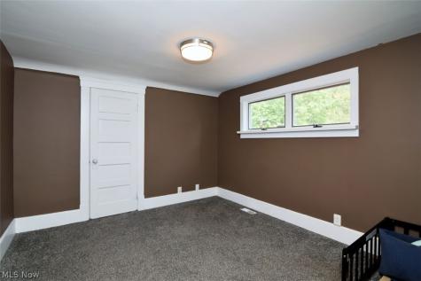 1031 E Wallings Road Broadview Heights OH 44147