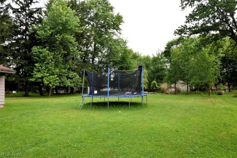 1031 E Wallings Road Broadview Heights OH 44147
