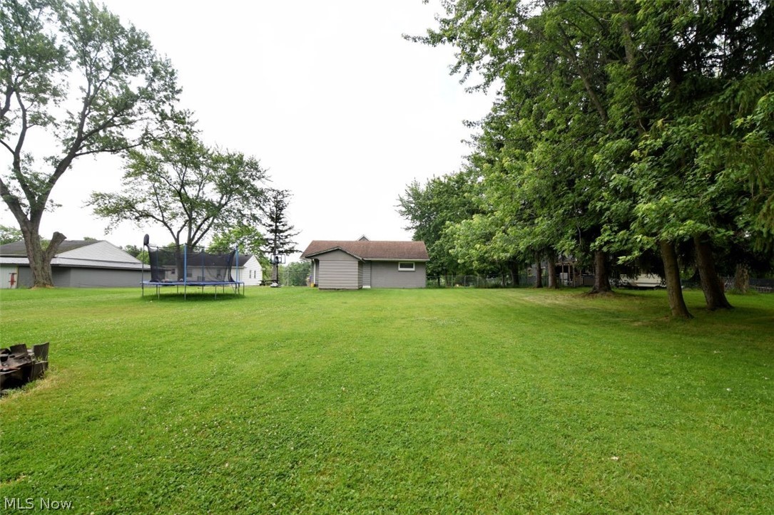 1031 E Wallings Road Broadview Heights OH 44147