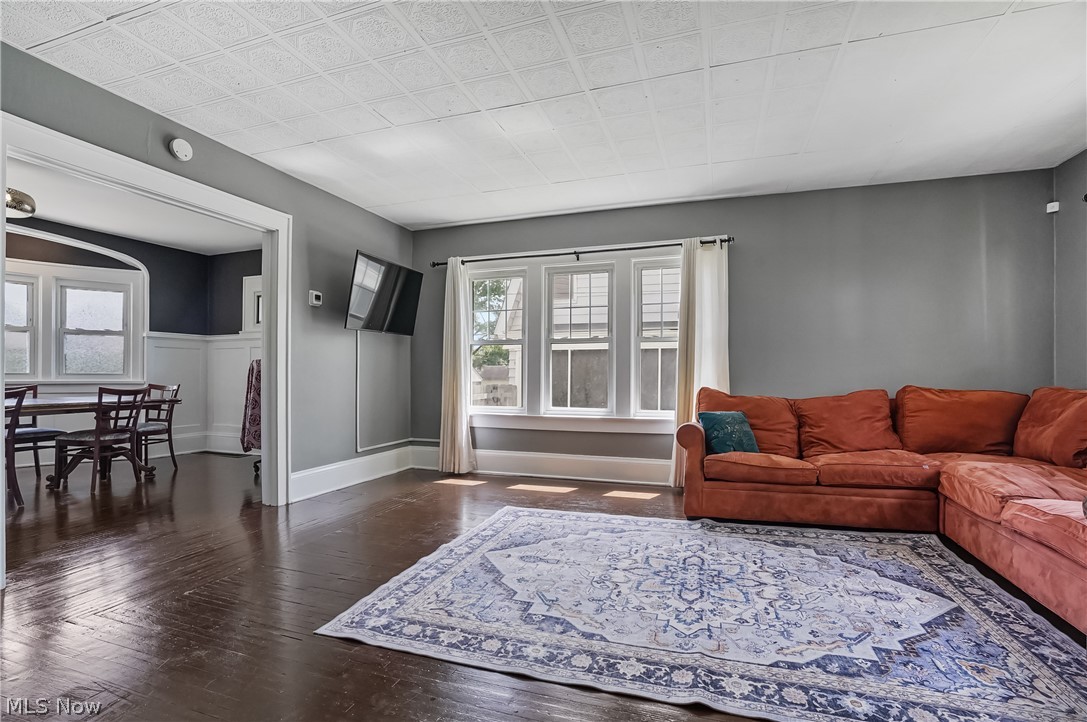1169 Berwin Akron OH 44310