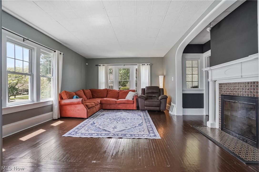 1169 Berwin Akron OH 44310