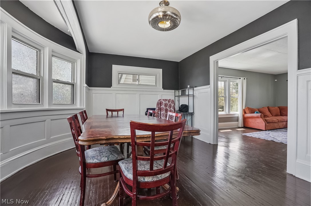 1169 Berwin Akron OH 44310