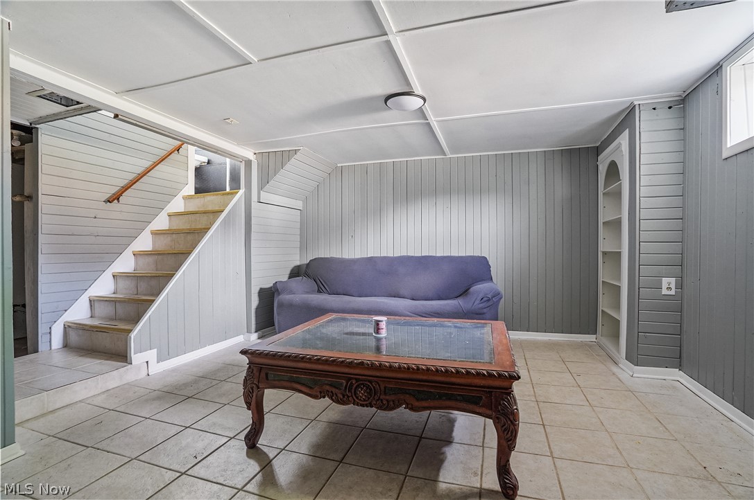 1169 Berwin Akron OH 44310