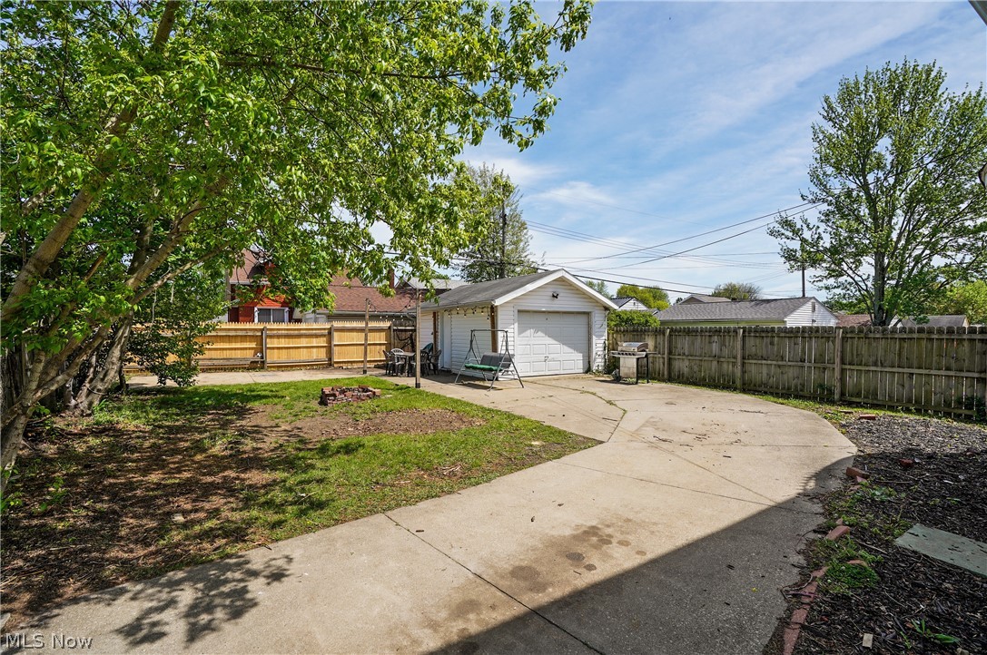 1169 Berwin Akron OH 44310