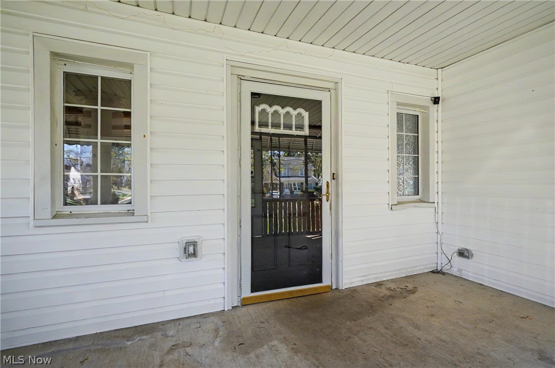 1169 Berwin Akron OH 44310