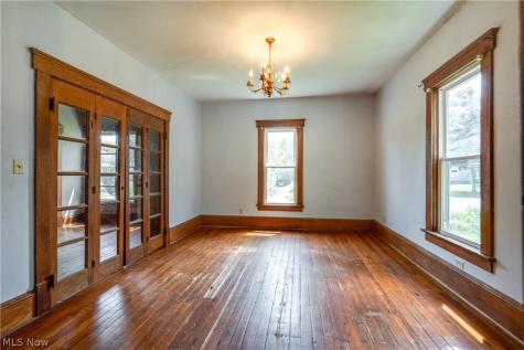 567 Crosby Street Akron OH 44302