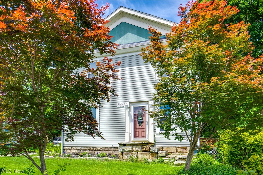 567 Crosby Street Akron OH 44302
