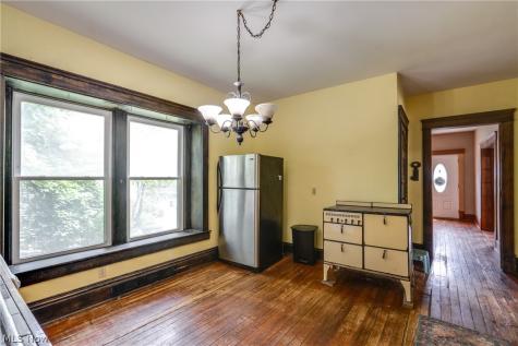 567 Crosby Street Akron OH 44302