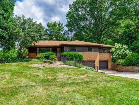 1333 Greenwood Avenue Kent OH 44240