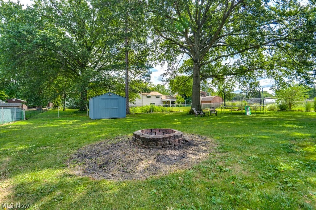 7821 W List Lane Parma OH 44130