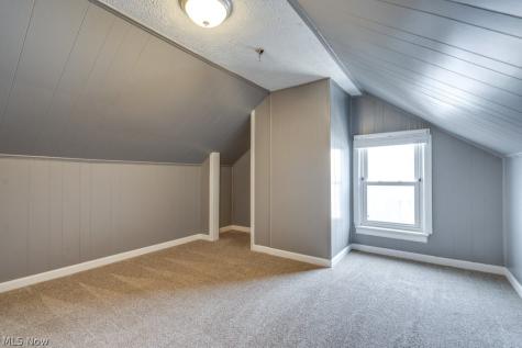 3949 Beck Avenue Louisville OH 44641