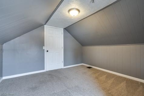 3949 Beck Avenue Louisville OH 44641