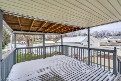 3949 Beck Avenue Louisville OH 44641