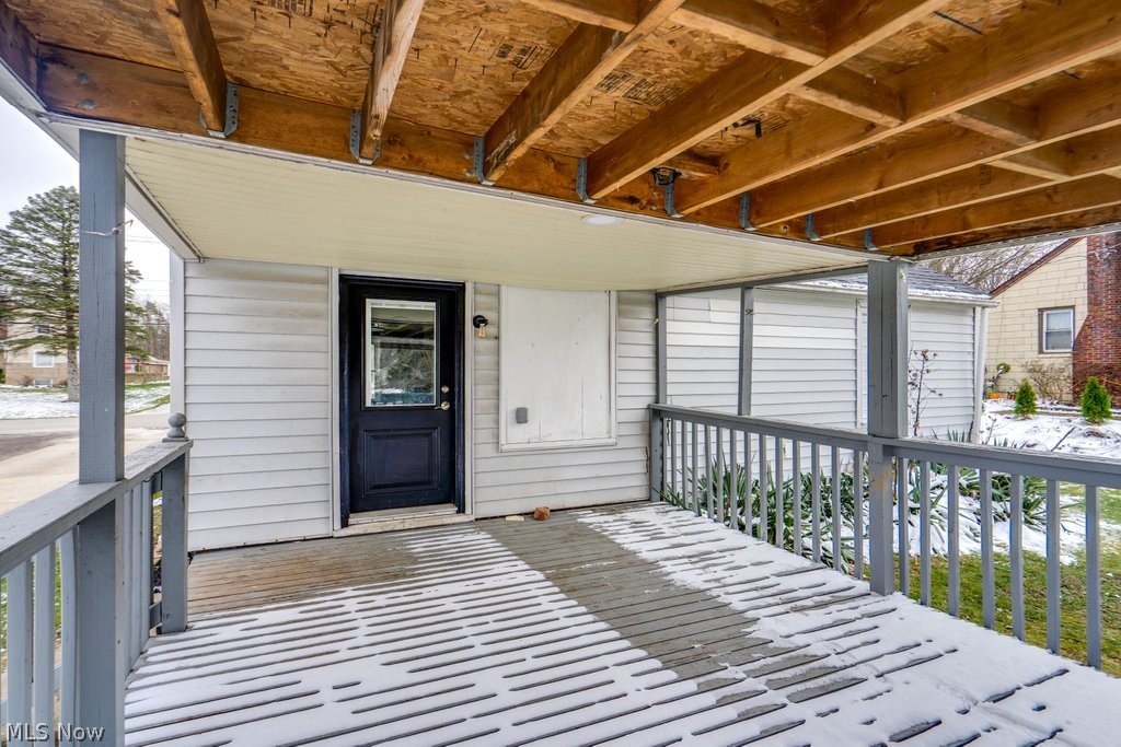 3949 Beck Avenue Louisville OH 44641