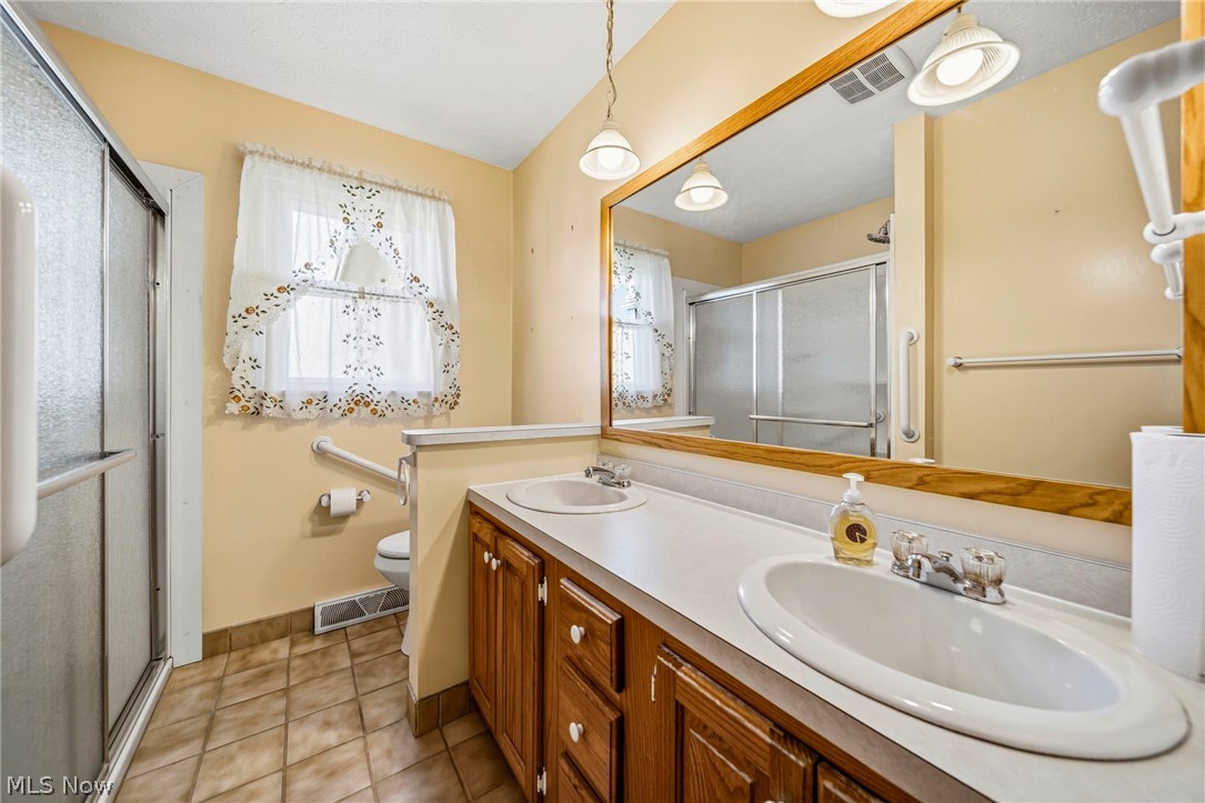 3908 Shi Mar Drive Ashtabula OH 44004