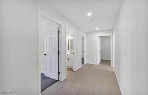5197 Milo Maple Heights OH 44137