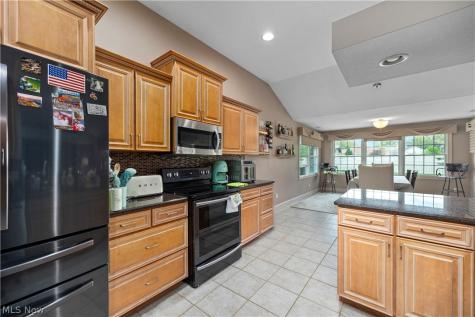4104 Pebble Lane Sandusky OH 44870