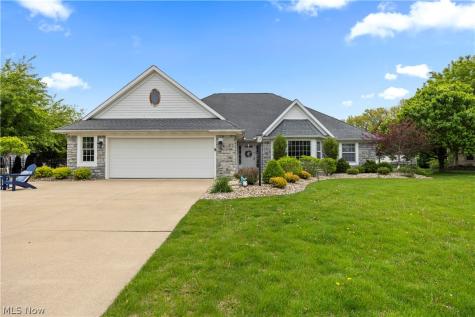 4104 Pebble Lane Sandusky OH 44870