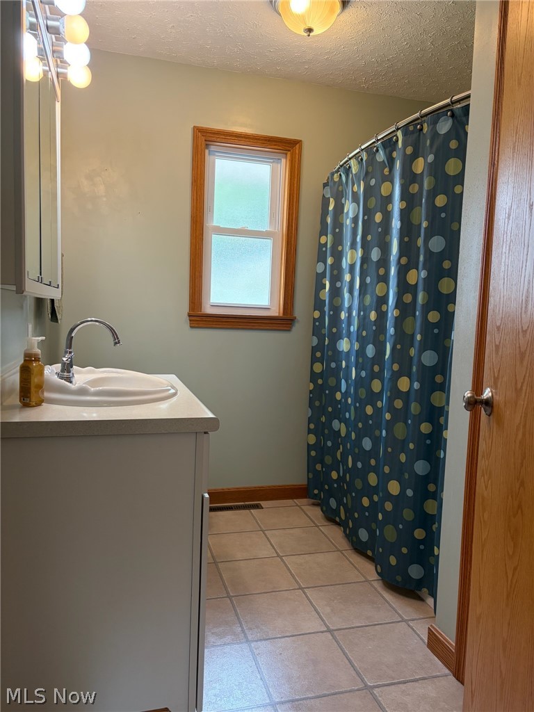 2265 Main Street Midvale OH 44653