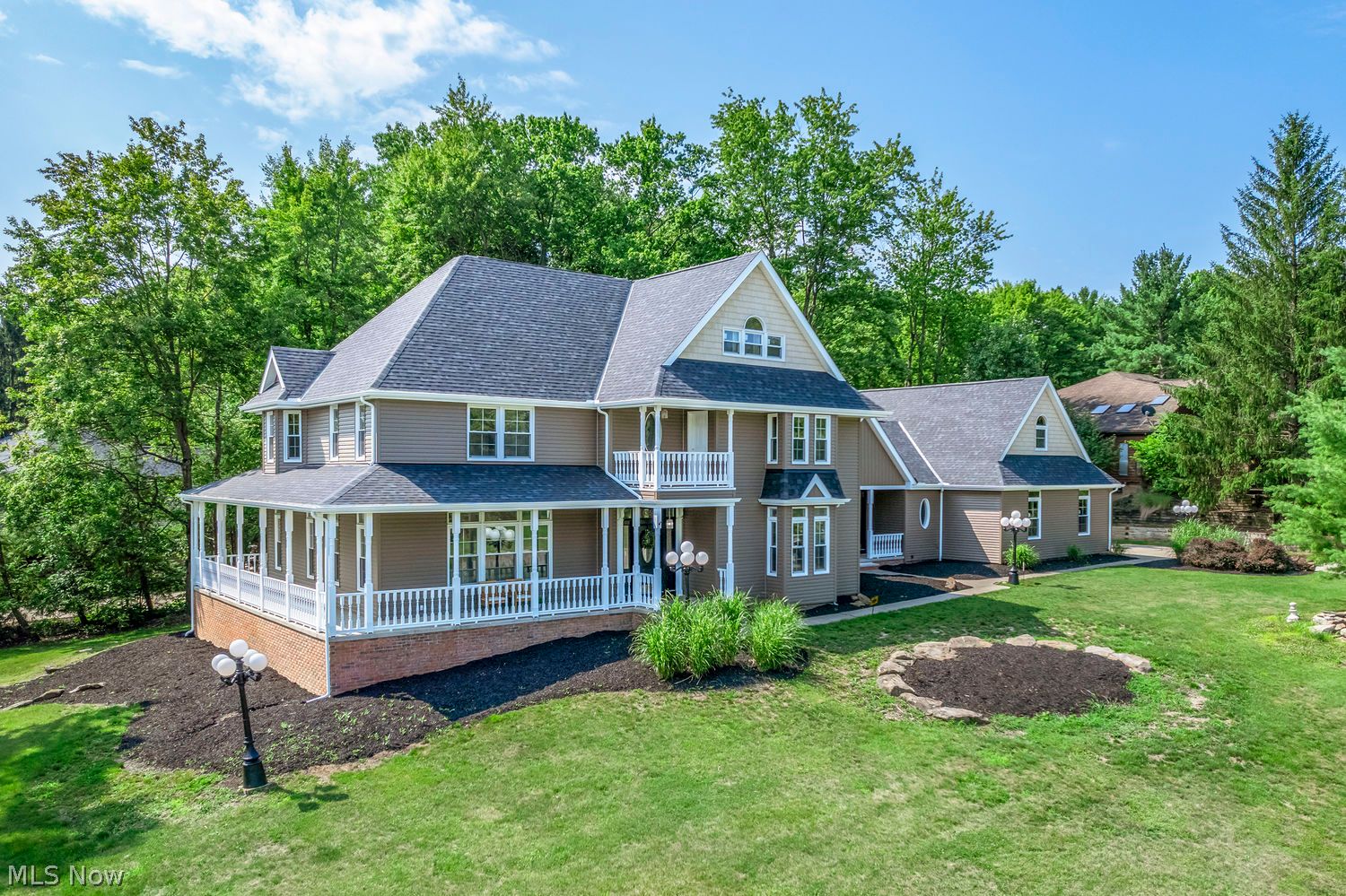 6356 Rockledge Drive Brecksville OH 44141