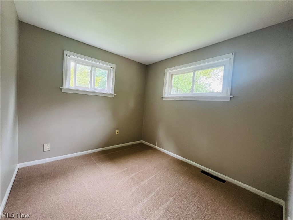 1263 Oxford Drive Madison OH 44057