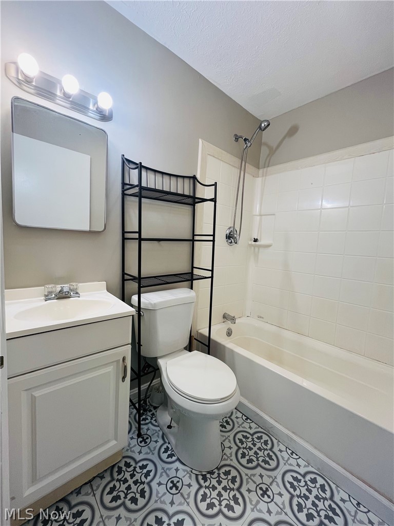 1263 Oxford Drive Madison OH 44057