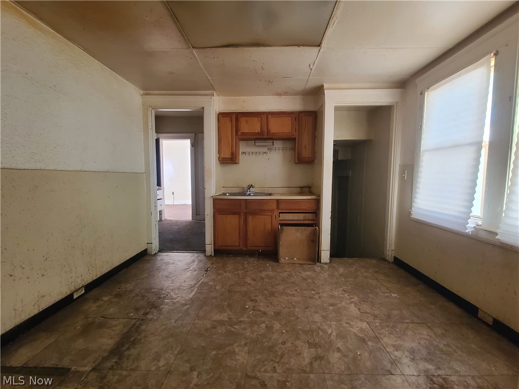 12419 Locke Avenue Cleveland OH 44108