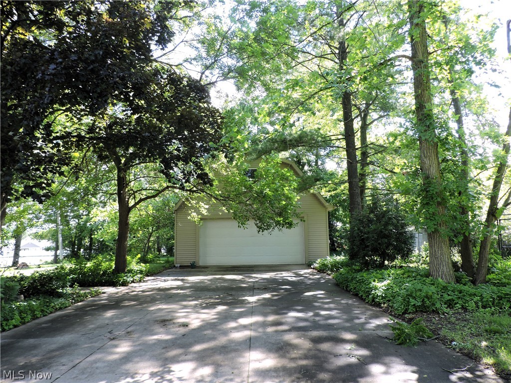 955 N Portage Path Akron OH 44313