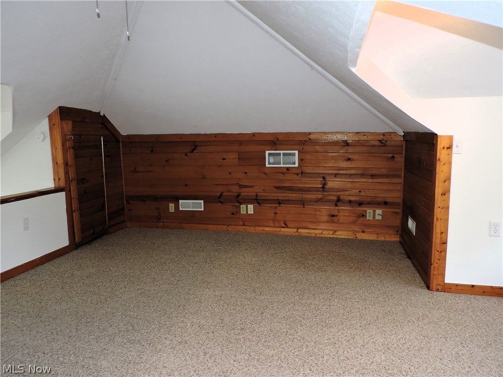 955 N Portage Path Akron OH 44313