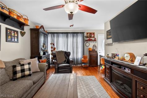 555 Standish Street NW Massillon OH 44647