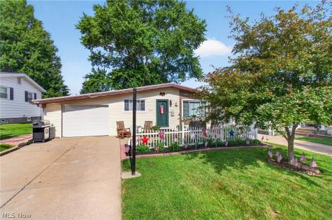 555 Standish Street NW Massillon OH 44647