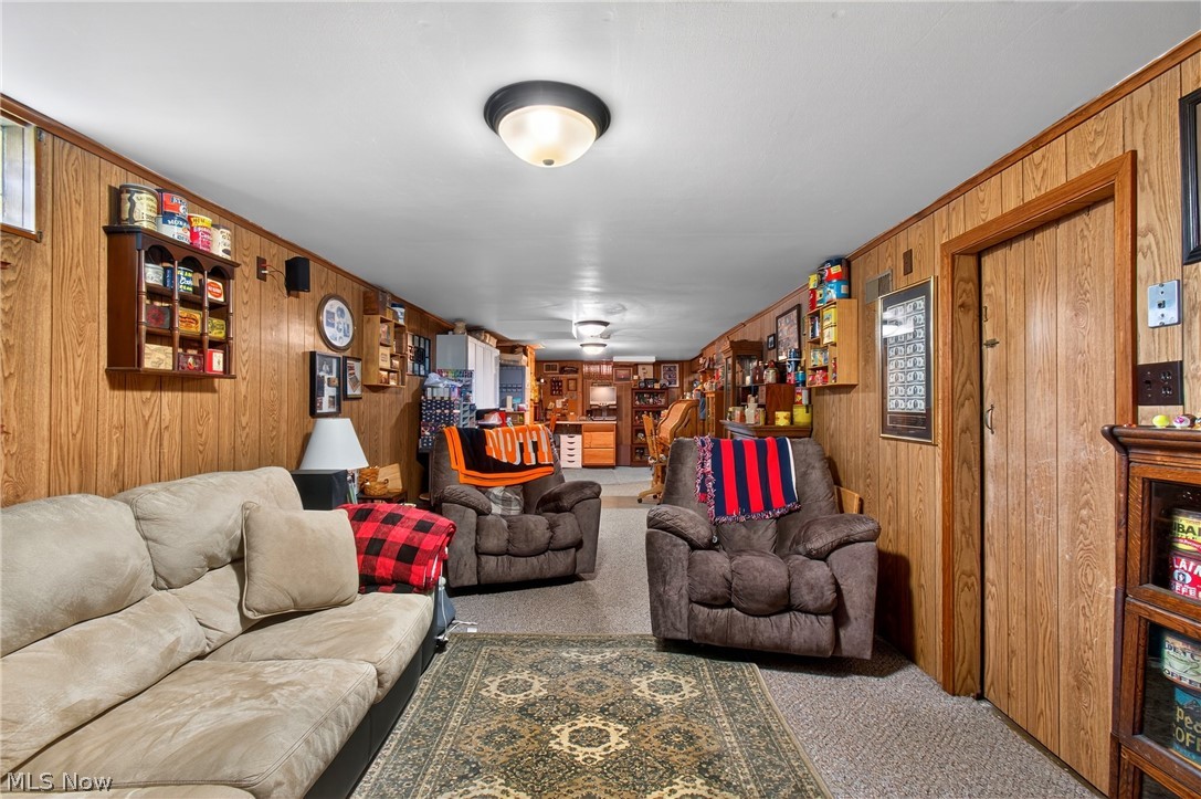 555 Standish Street NW Massillon OH 44647